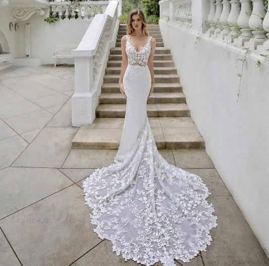 Slim Tail Wedding Dress white / US 2 weddingdress-250223