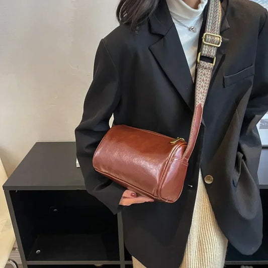 Vintage Wide Strap Crossbody Shoulder Bag shoulder-250126