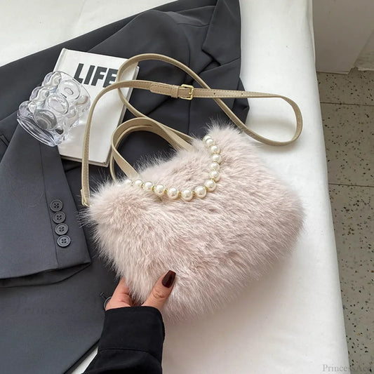 Winter Faux Fur Crossbody Pearl Chain Decor Handbag Beige / 22x17x9cm handbag-250126