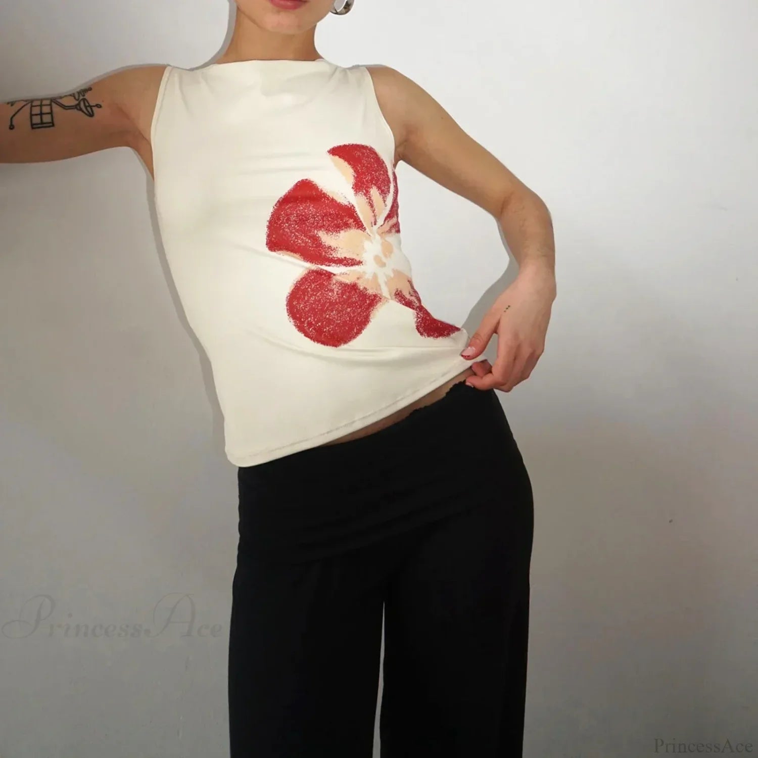 Aesthetic Y2K Floral Print Crewneck Sleeveless Graphic Crop croptop-250126