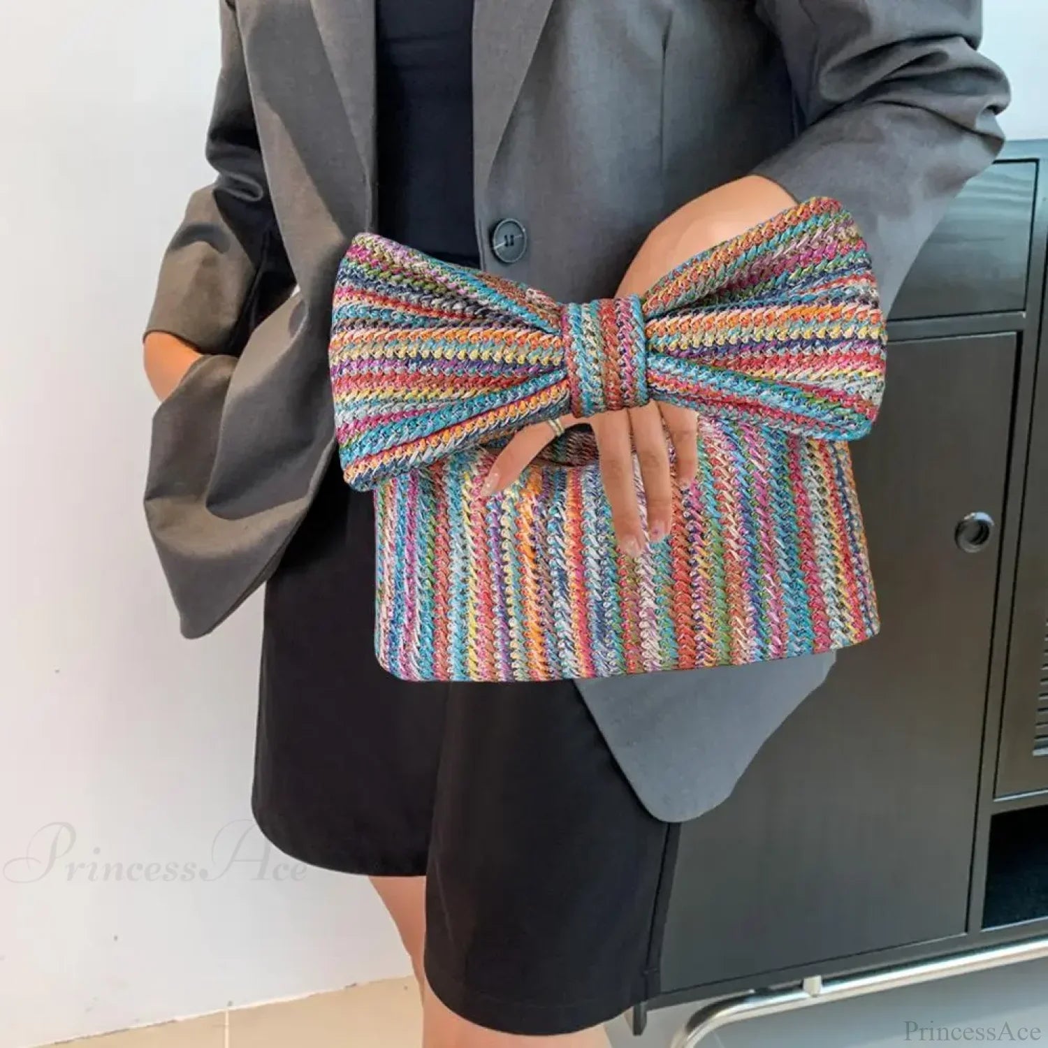 Beach Bow Crescent Shape Straw Clutch Wristlet wristlet-250126