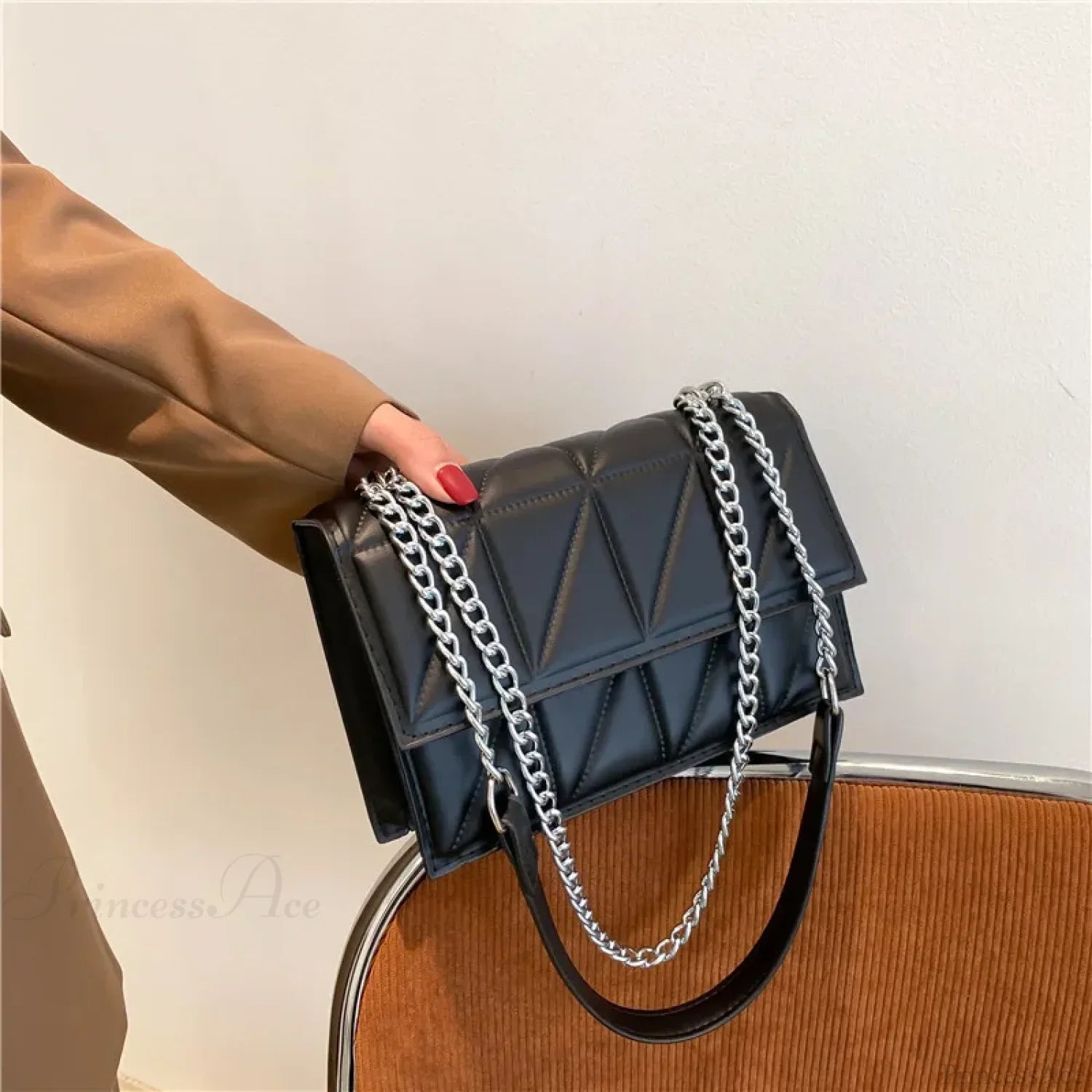 Chain Strap Flap Embroidery Crossbody crossbody-250126