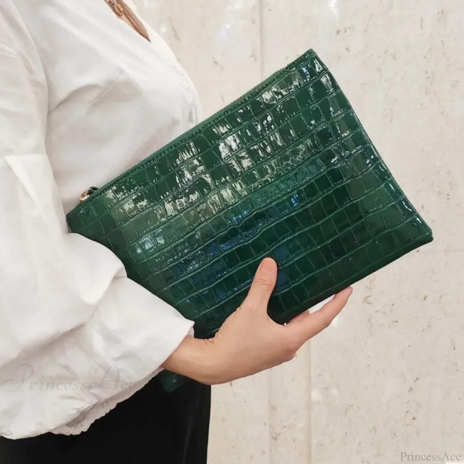 Crocodile Pattern Large Evening Wristlet Green wristlet-250126