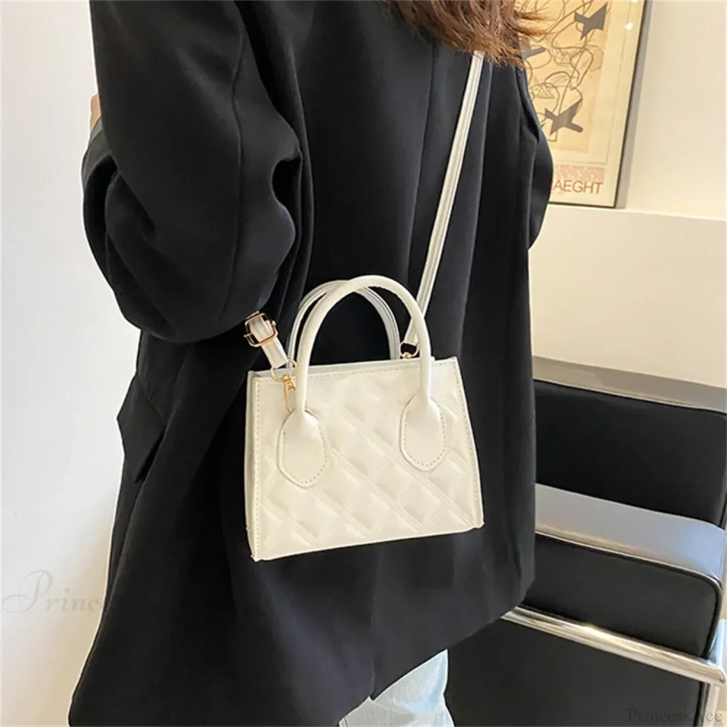 Fashion Retro PU Small Square Crossbody Handbag handbag-250126