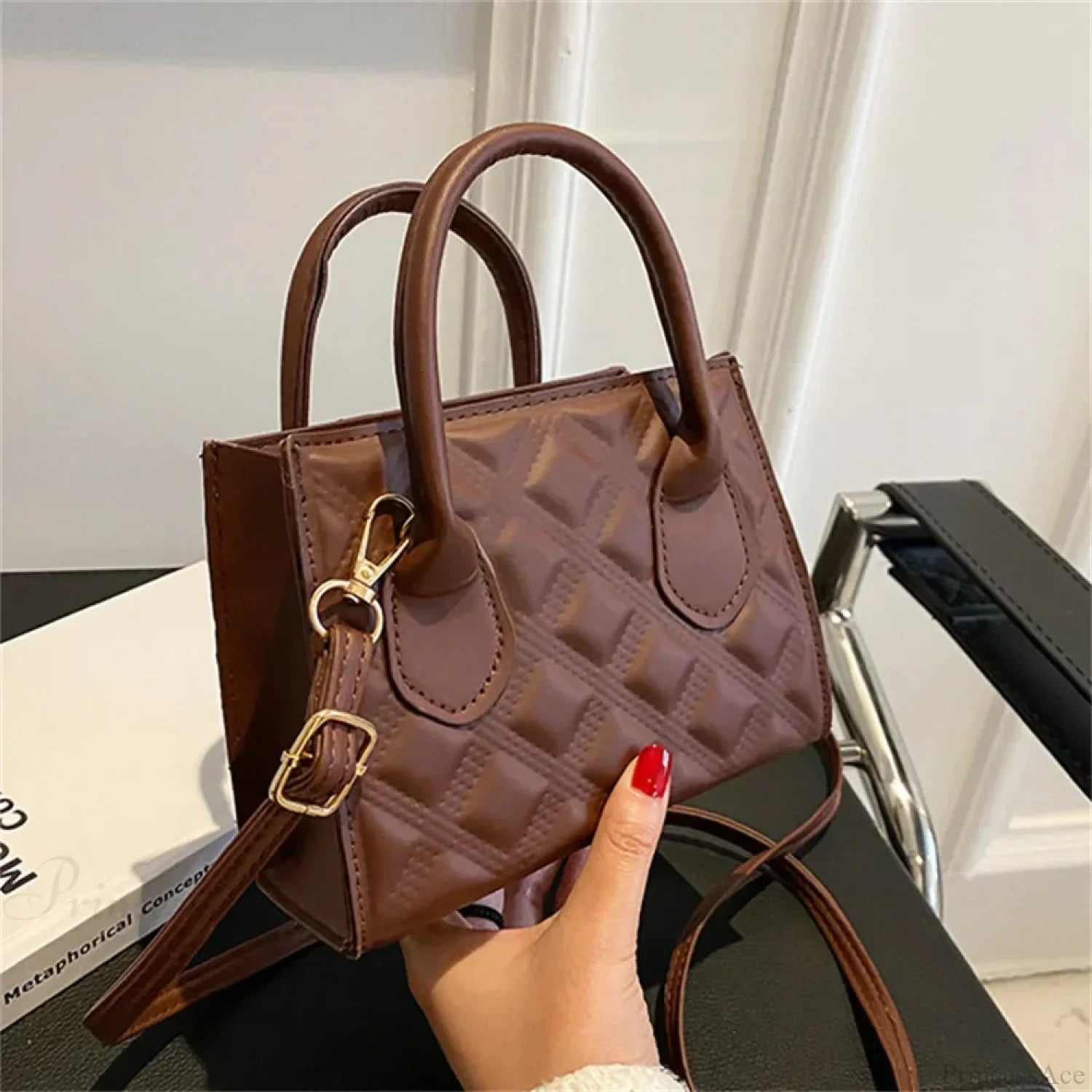 Fashion Retro PU Small Square Crossbody Handbag Coffee-17x13x7.5cm handbag-250126