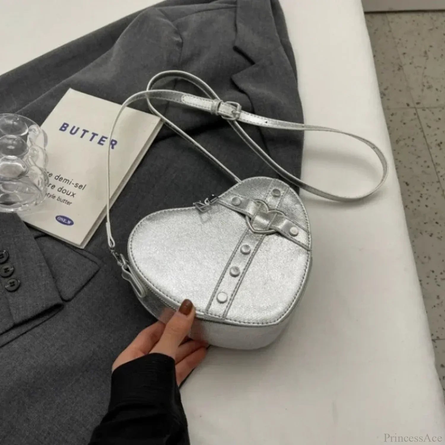 Heart Shaped PU Leather Shoulder Bag Sliver shoulder-250126