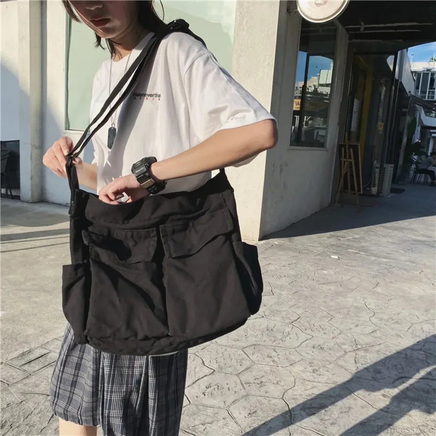 School Messenger Large Capacity Canvas Crossbody Black crossbody-250126