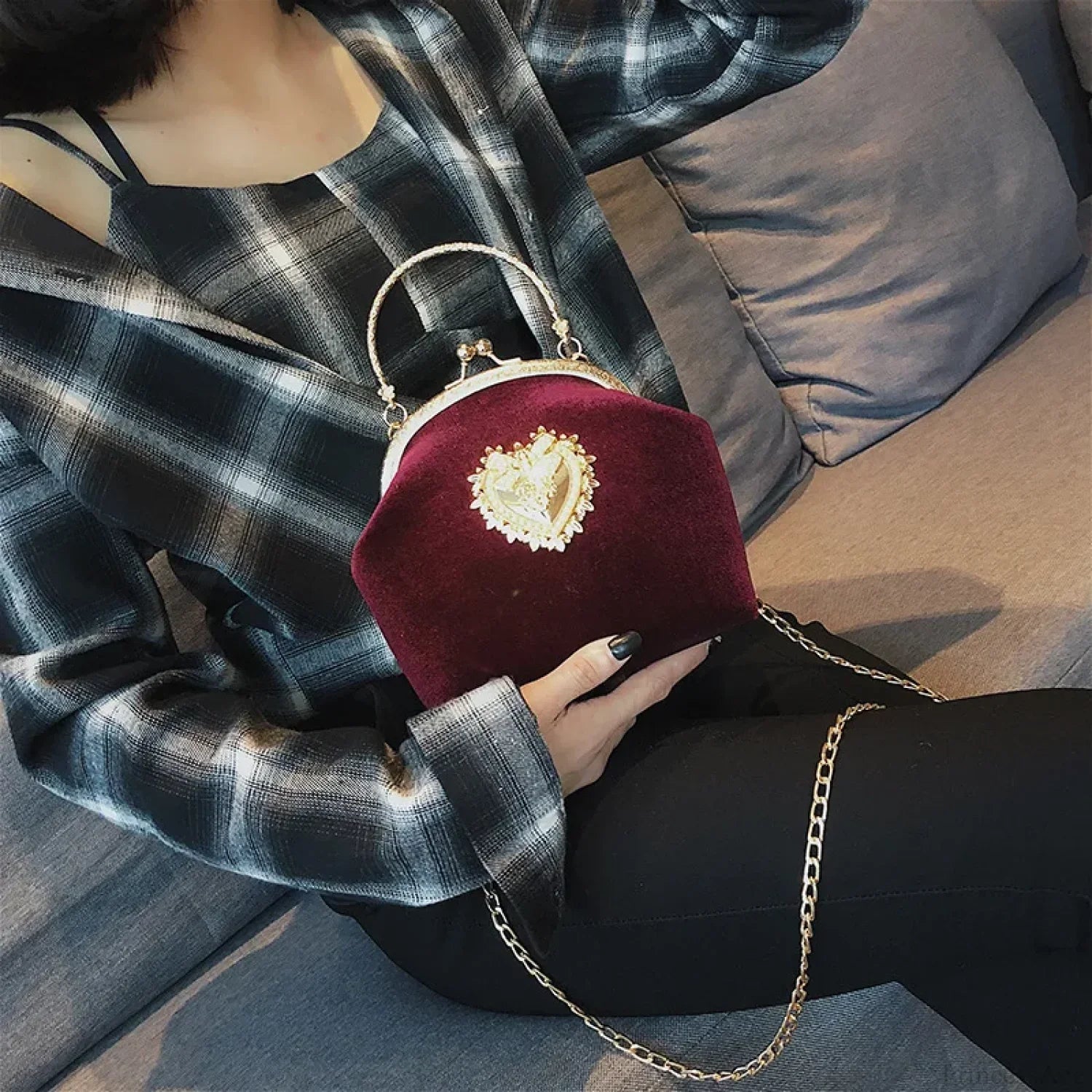 Shiny Heart Shape Evening Clutch Chain Shoulder Bag clutchbag-250126